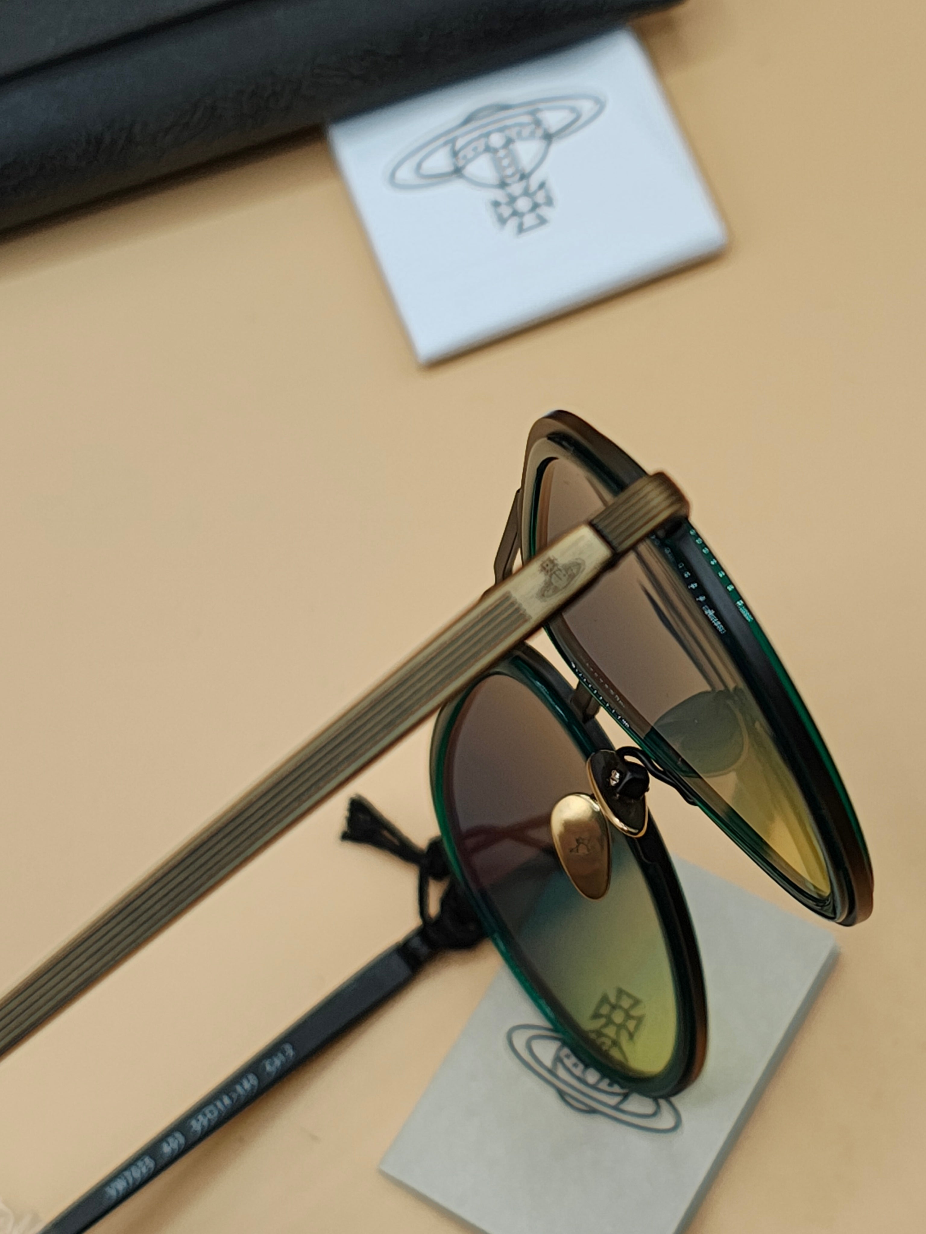 OCCHIALI VIVIENNE WESTWOOD