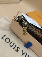 Pochette Louis Vuitton