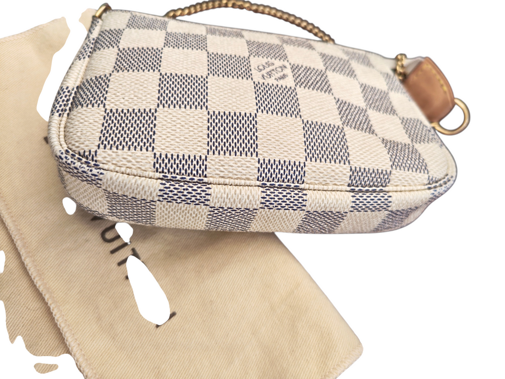 Mini pochette Louis Vuitton
