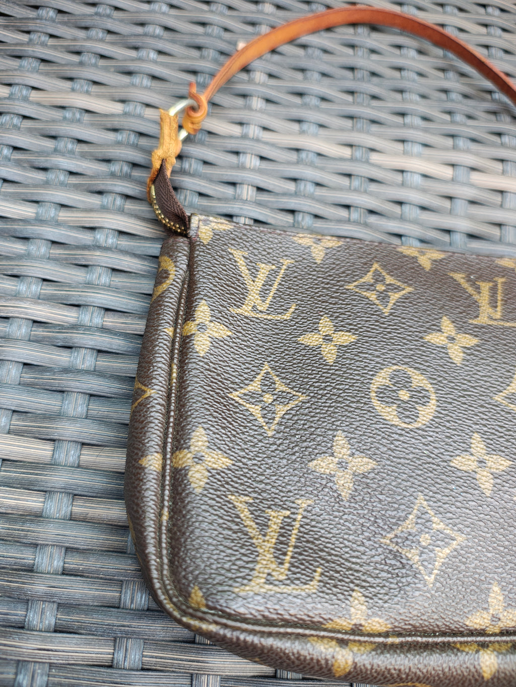 Louis Vuitton Pochette Accessoires