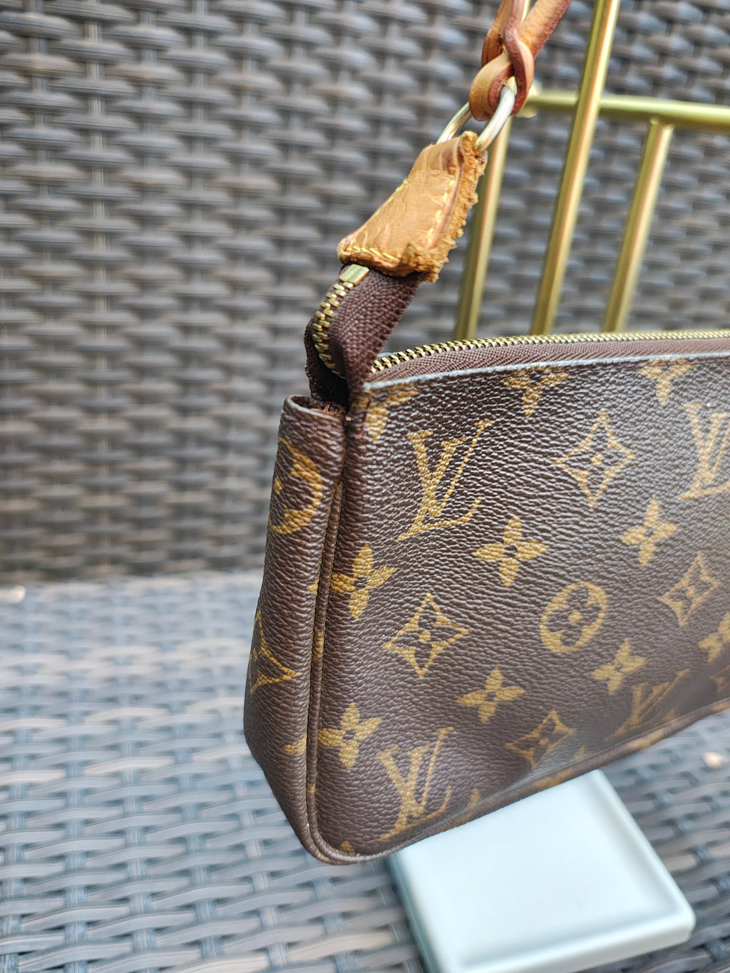 Louis Vuitton Pochette Accessoires