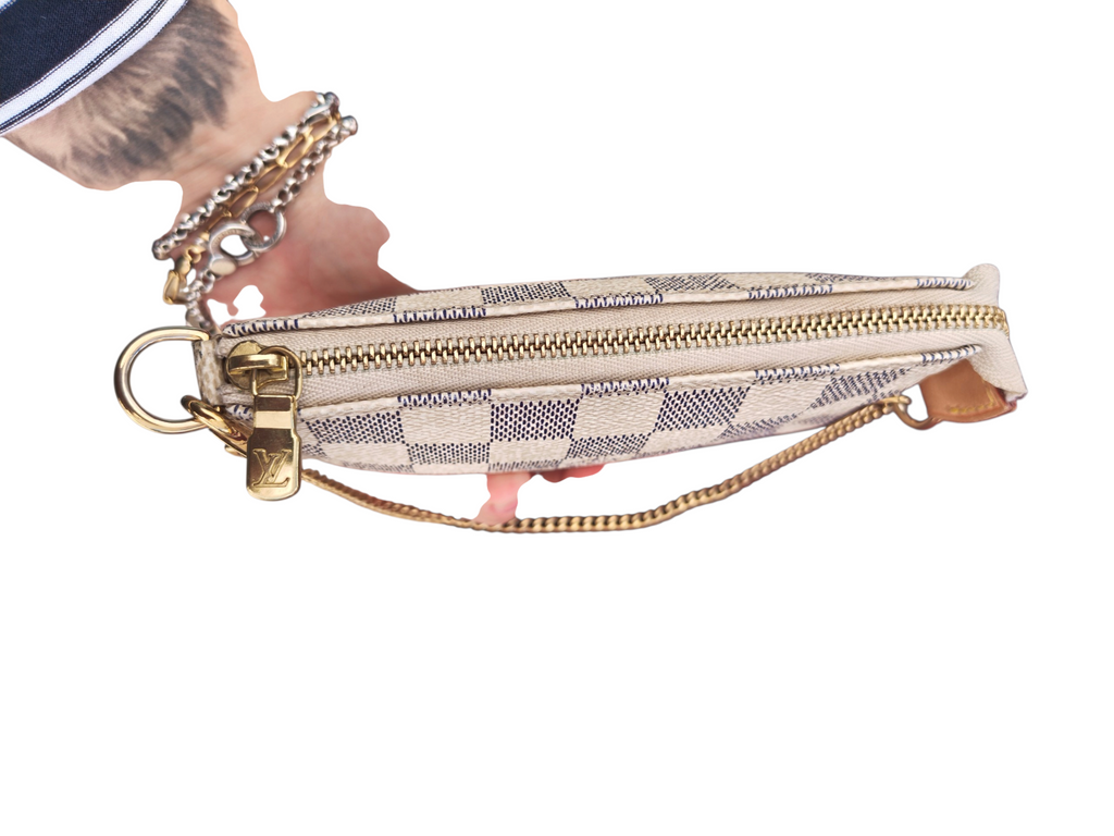 Mini pochette Louis Vuitton