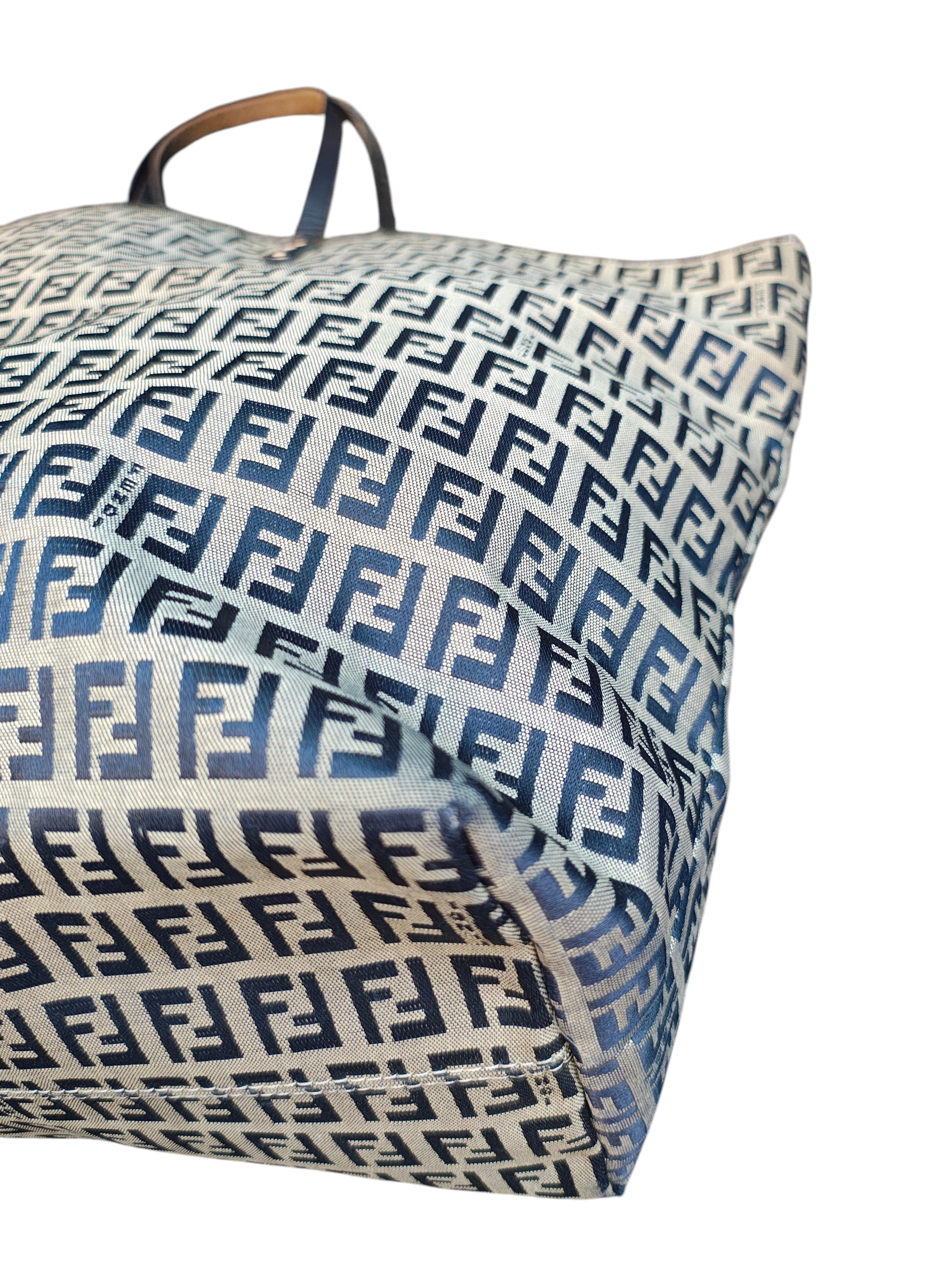 FENDI TOTE BAG