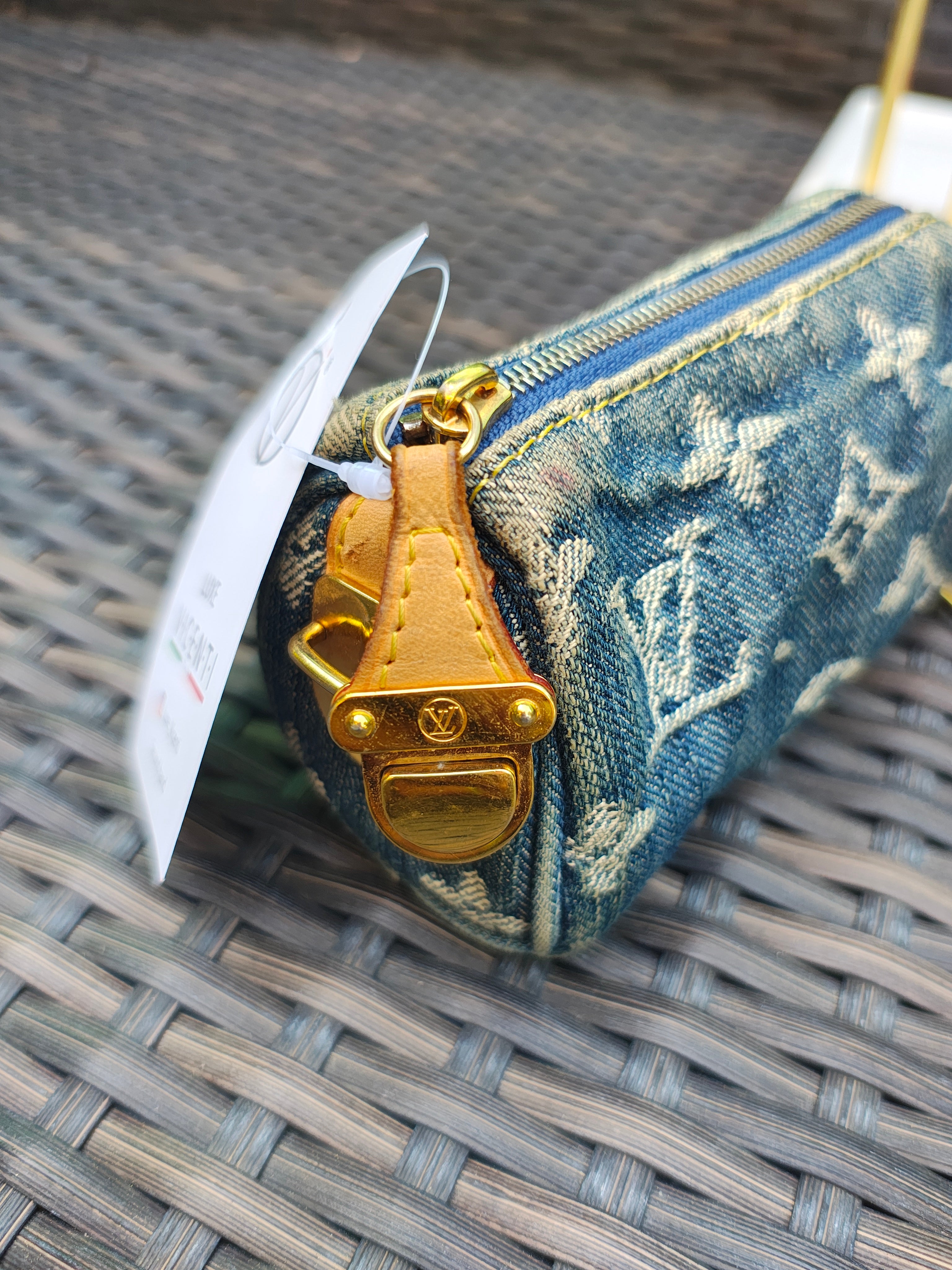 Louis Vuitton Key pouch
